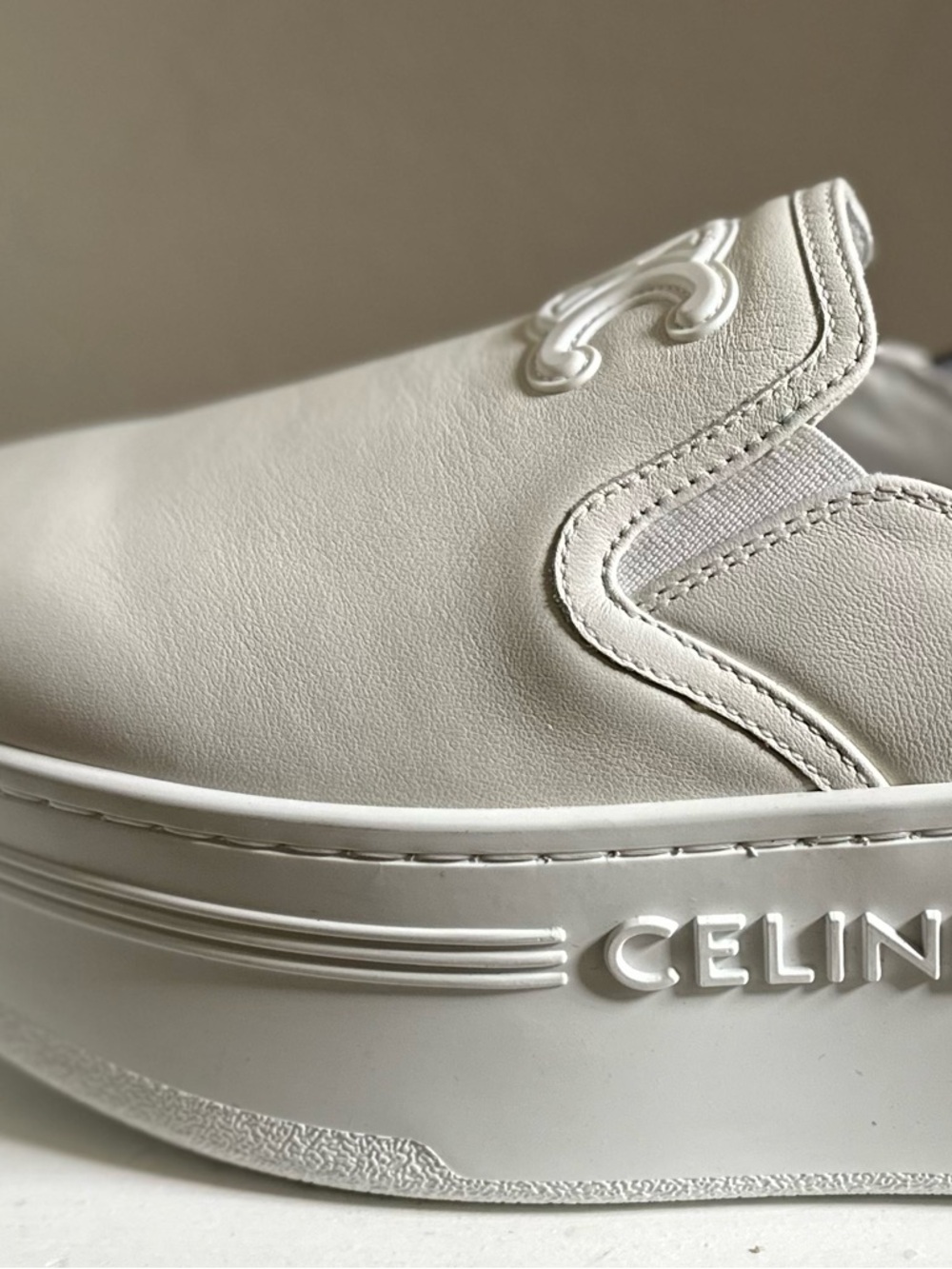 Celine White Leather Platform Slip-On with Black Logo Heel Strap - Picture 6 of 14